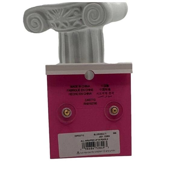 Kate Spade Cream Gold ALL WRAPPED UP IN PEARLS Bow Faux Pearl Earrings - Picture 2 of 4